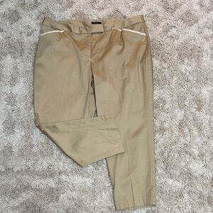 Jones New York Beige Cropped Pants